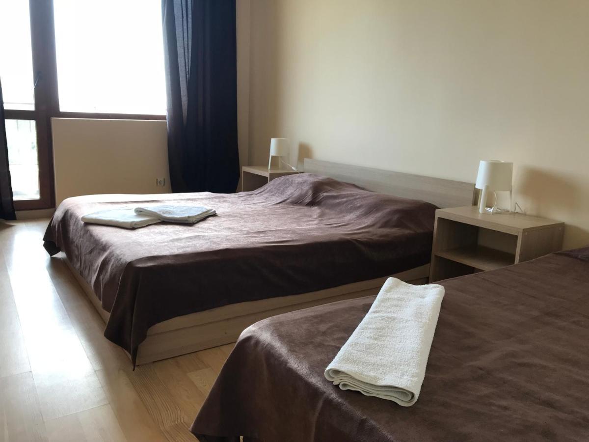 Family Hotel Akra Chernomorets Bagian luar foto